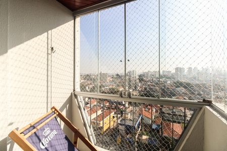 Apartamento à venda com 63m², 2 quartos e 1 vaga Apartamento à venda com 63m², 2 quartos e 1 vagaVaranda