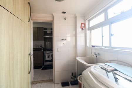 Apartamento à venda com 63m², 2 quartos e 1 vaga Apartamento à venda com 63m², 2 quartos e 1 vagaÁrea de Serviço