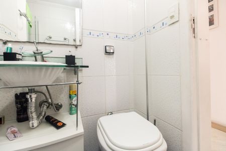 Apartamento à venda com 63m², 2 quartos e 1 vaga Apartamento à venda com 63m², 2 quartos e 1 vagaBanheiro