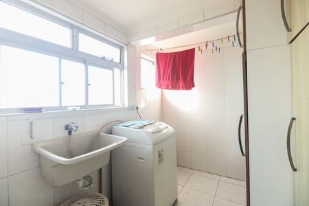 Apartamento à venda com 63m², 2 quartos e 1 vaga Apartamento à venda com 63m², 2 quartos e 1 vagaÁrea de Serviço
