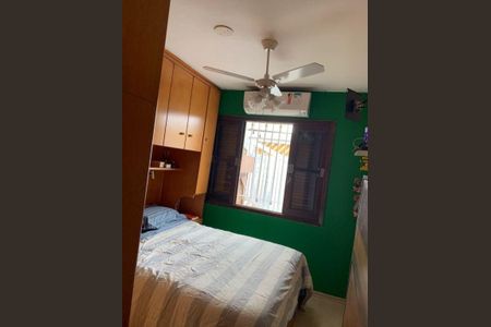Casa à venda com 3 quartos, 220m² em Vila Campo Grande, São Paulo