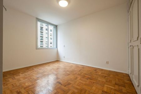 Apartamento à venda com 129m², 3 quartos e 1 vaga Apartamento à venda com 129m², 3 quartos e 1 vagaSuíte 2
