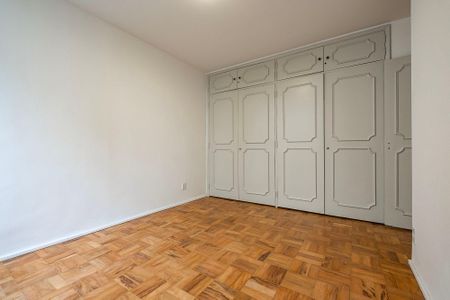 Apartamento à venda com 129m², 3 quartos e 1 vaga Apartamento à venda com 129m², 3 quartos e 1 vagaSuíte 2