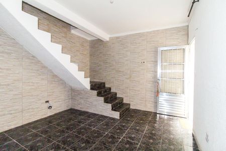 Casa para alugar com 100m², 2 quartos e 1 vaga Casa para alugar com 100m², 2 quartos e 1 vagaSala