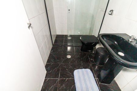 Banheiro 2 de casa para alugar com 2 quartos, 100m² em Cidade Líder, São Paulo