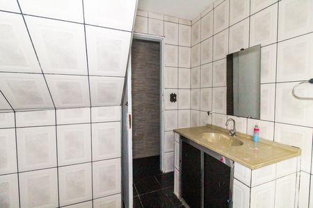 Casa para alugar com 100m², 2 quartos e 1 vaga Casa para alugar com 100m², 2 quartos e 1 vagaBanheiro