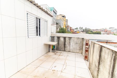 Casa para alugar com 100m², 2 quartos e 1 vaga Casa para alugar com 100m², 2 quartos e 1 vagaVaranda