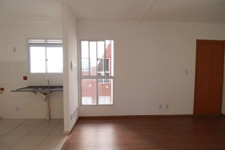 Sala de apartamento para alugar com 2 quartos, 43m² em Subsetor Norte - 10 (n-10), Ribeirão Preto