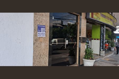 Apartamento para alugar com 71m², 2 quartos e sem vaga