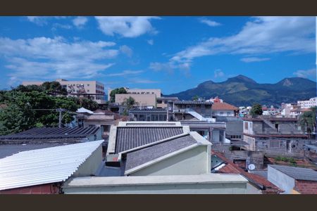 Apartamento para alugar com 71m², 2 quartos e sem vaga