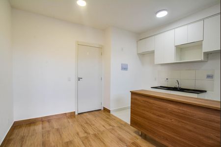Sala de apartamento para alugar com 2 quartos, 47m² em Jardim, Santo André