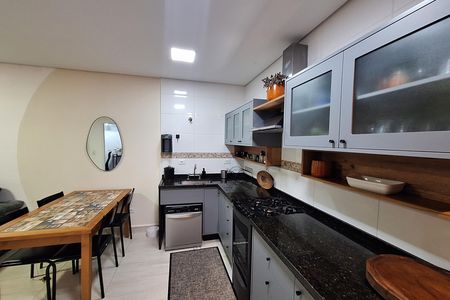 Apartamento à venda com 56m², 2 quartos e 1 vagaCozinha
