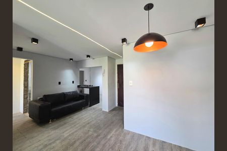 Apartamento à venda com 89m², 2 quartos e 1 vaga Apartamento à venda com 89m², 2 quartos e 1 vagaSala