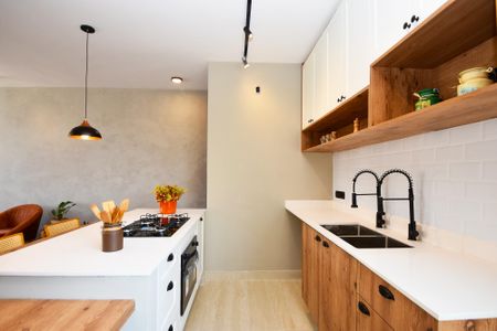 cozinha de apartamento à venda com 2 quartos, 81m² em Pinheiros, São Paulo