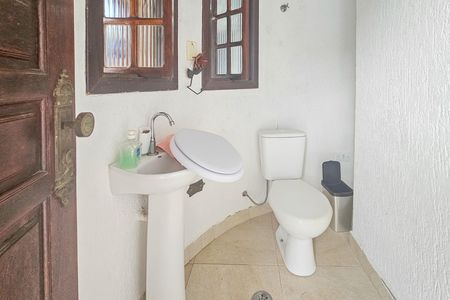 Casa de condomínio para alugar com 389m², 4 quartos e 3 vagas