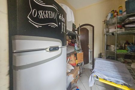 Casa de condomínio para alugar com 389m², 4 quartos e 3 vagas