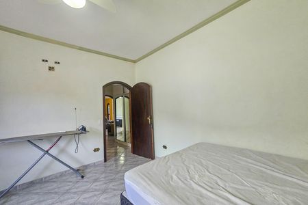 Casa de condomínio para alugar com 389m², 4 quartos e 3 vagas
