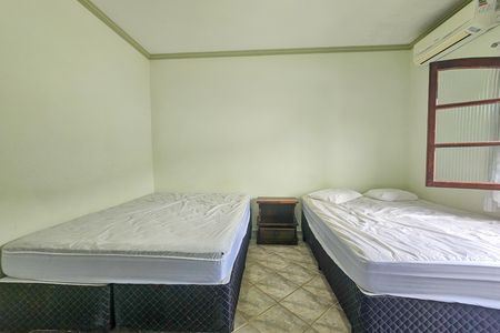 Casa de Condomínio para alugar com 5 quartos, 480m² em Balneario Praia do Pernambuco Pereque, Guarujá