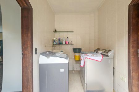 Casa de condomínio para alugar com 389m², 4 quartos e 3 vagas