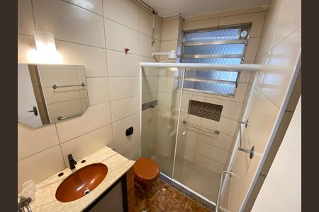 Apartamento para alugar com 72m², 2 quartos e sem vaga