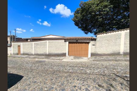 Casa à venda com 360m², 3 quartos e 3 vagas