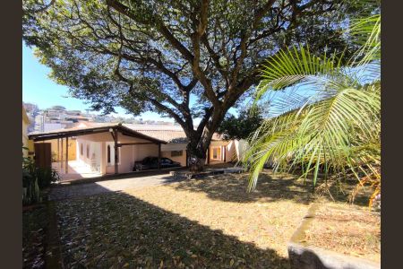 Casa à venda com 360m², 3 quartos e 3 vagas