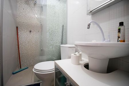 Apartamento à venda com 40m², 1 quarto e sem vaga Apartamento à venda com 40m², 1 quarto e sem vagaBanheiro Social