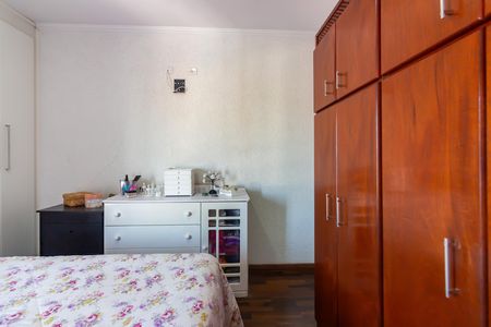 Casa à venda com 137m², 3 quartos e 3 vagas Casa à venda com 137m², 3 quartos e 3 vagasQuarto 1