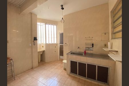 Apartamento para alugar com 72m², 2 quartos e sem vaga