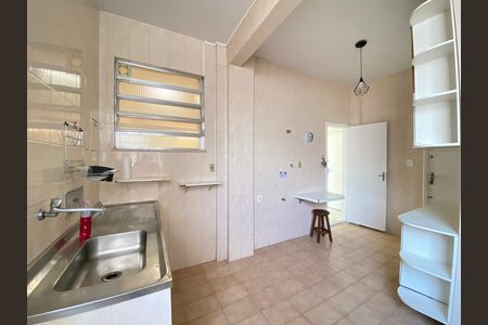 Apartamento para alugar com 72m², 2 quartos e sem vaga