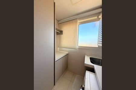 Apartamento à venda com 83m², 2 quartos e 2 vagasÁrea de Serviço