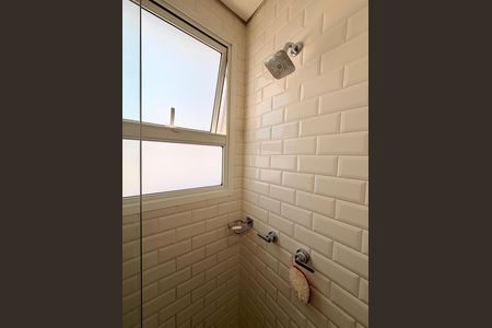 Apartamento à venda com 83m², 2 quartos e 2 vagasBanheiro da Suíte 1