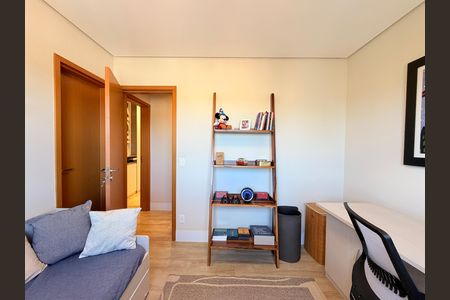 Apartamento à venda com 83m², 2 quartos e 2 vagasSuíte 2