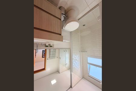 Apartamento à venda com 83m², 2 quartos e 2 vagasBanheiro da Suíte 2
