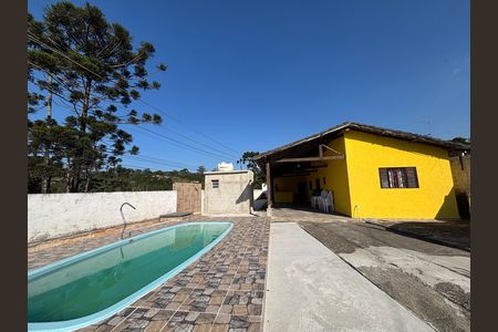Casa para alugar com 160m², 3 quartos e 2 vagas Casa para alugar com 160m², 3 quartos e 2 vagasPiscina