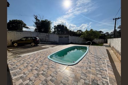 Casa para alugar com 160m², 3 quartos e 2 vagas Casa para alugar com 160m², 3 quartos e 2 vagasPiscina