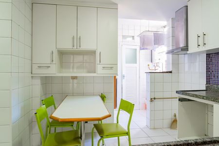 Cozinha de apartamento para alugar com 3 quartos, 180m² em Vila Isabel, Rio de Janeiro