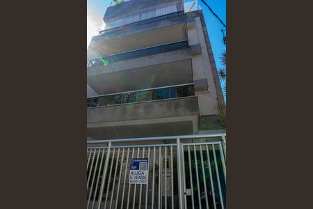 Apartamento para alugar com 180m², 3 quartos e 1 vaga Apartamento para alugar com 180m², 3 quartos e 1 vagaFachada