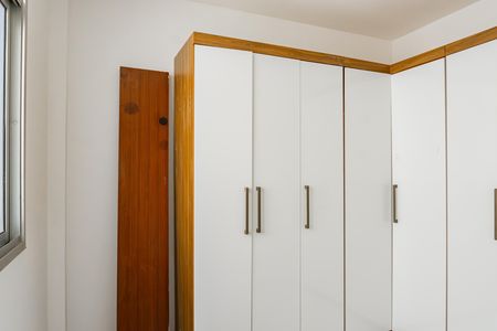 Apartamento para alugar com 180m², 3 quartos e 1 vaga Apartamento para alugar com 180m², 3 quartos e 1 vagaQuarto 3