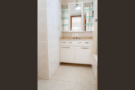 Apartamento para alugar com 180m², 3 quartos e 1 vaga Apartamento para alugar com 180m², 3 quartos e 1 vagaBanheiro da Suíte