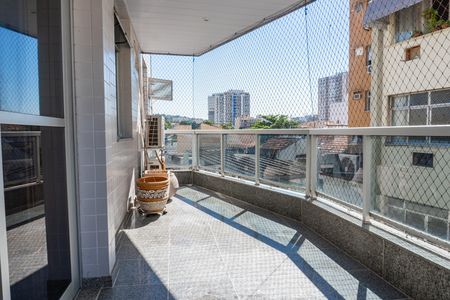 Apartamento para alugar com 180m², 3 quartos e 1 vaga Apartamento para alugar com 180m², 3 quartos e 1 vagaVaranda