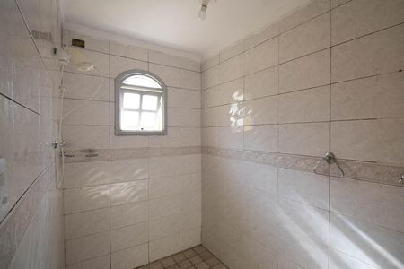Banheiro / Suíte de casa para alugar com 2 quartos, 150m² em Jardim Hebrom, São Paulo