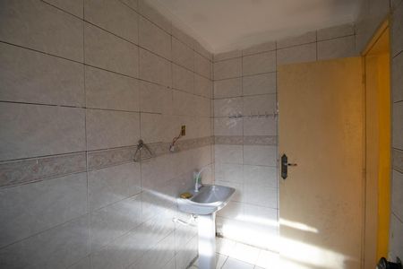 Casa para alugar com 150m², 2 quartos e 3 vagasBanheiro / Suíte