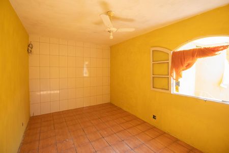 Casa para alugar com 150m², 2 quartos e 3 vagasSuíte
