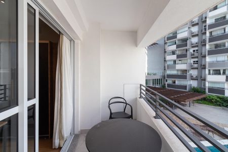 Varanda de kitnet/studio para alugar com 1 quarto, 25m² em Butantã, São Paulo