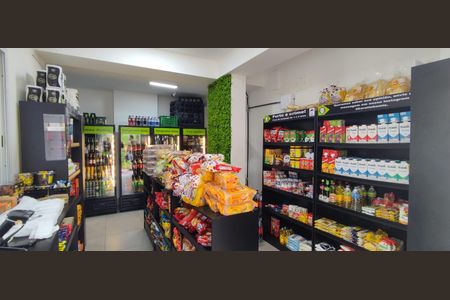 Apartamento para alugar com 54m², 3 quartos e 1 vaga Apartamento para alugar com 54m², 3 quartos e 1 vagaMercado