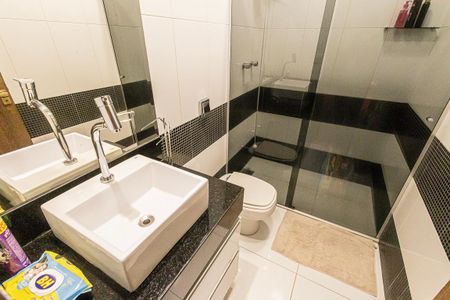 Casa para alugar com 518m², 4 quartos e 4 vagas Casa para alugar com 518m², 4 quartos e 4 vagasbanheiro