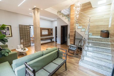 Casa para alugar com 518m², 4 quartos e 4 vagas Casa para alugar com 518m², 4 quartos e 4 vagassala 2