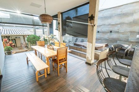 Casa para alugar com 518m², 4 quartos e 4 vagas Casa para alugar com 518m², 4 quartos e 4 vagasespaço gourmet / hidro