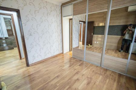 Casa para alugar com 518m², 4 quartos e 4 vagas Casa para alugar com 518m², 4 quartos e 4 vagasquarto 1 / suite